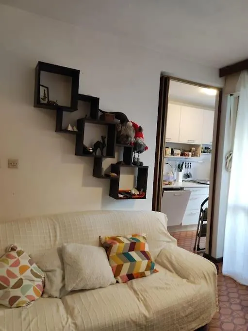 Comfy Split Apartment Near Center 0*,