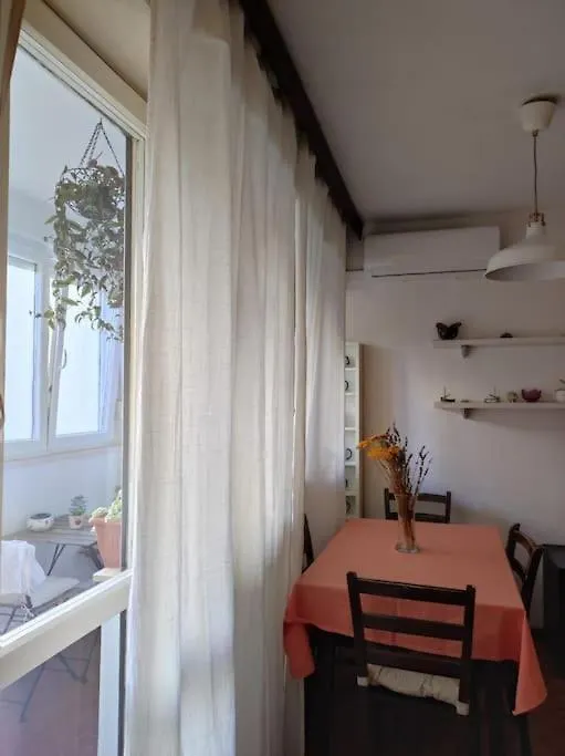 Comfy Split Apartment Near Center 0*,  クロアチア
