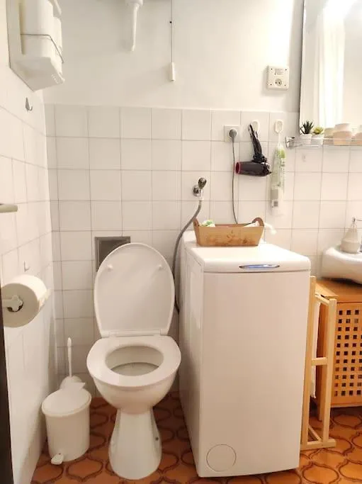 Comfy Split Apartment Near Center